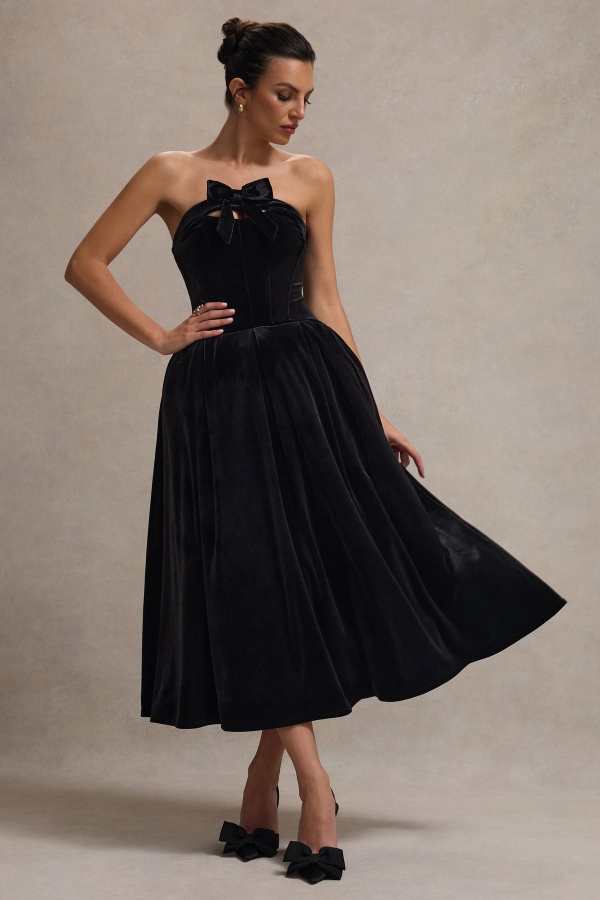 WB_HR_CL134653002-HepburnBlackVelvetBandeauMidiDressWithBow3