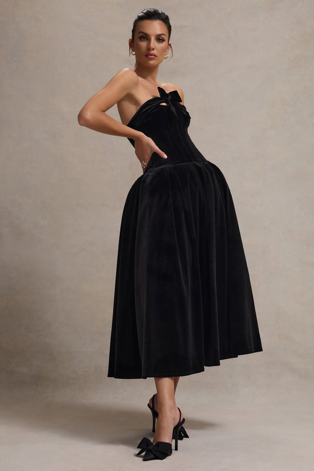 WB_HR_CL134653002-HepburnBlackVelvetBandeauMidiDressWithBow9