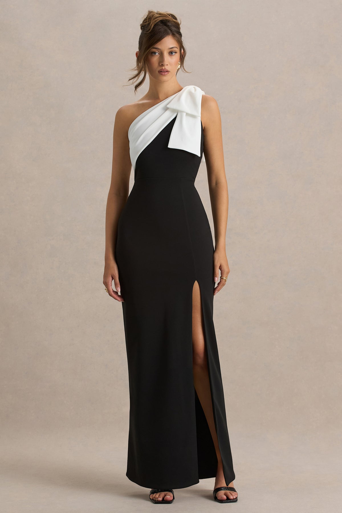 black and white asymmetric dress Dabria | Black And White Asymmetric-Neck Maxi Dress With Cape-Sleeve