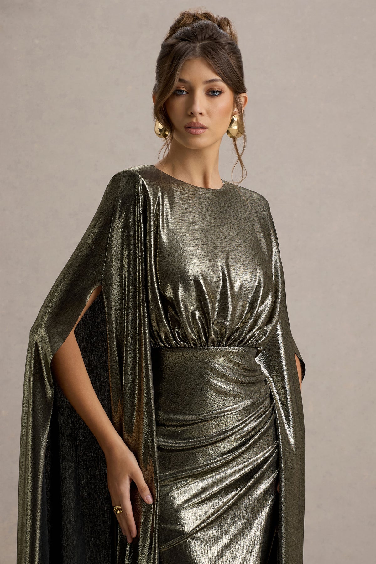 Theia Gold Metallic Cape-Sleeve Split Maxi Dress Club L London - SA Theia Gold Metallic Cape-Sleeve Split Maxi Dress Club L London - SA